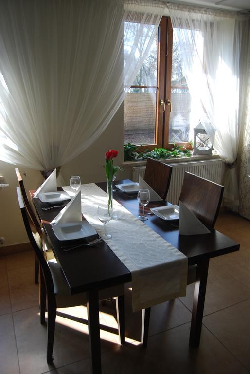 Hotel Restauracja Cztery Pory Roku Orneta Εξωτερικό φωτογραφία